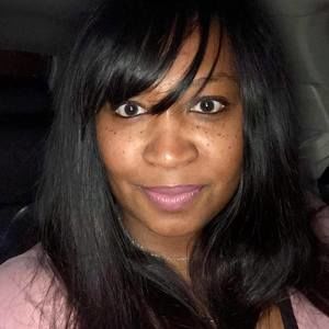 Meet your Posher, Elyse